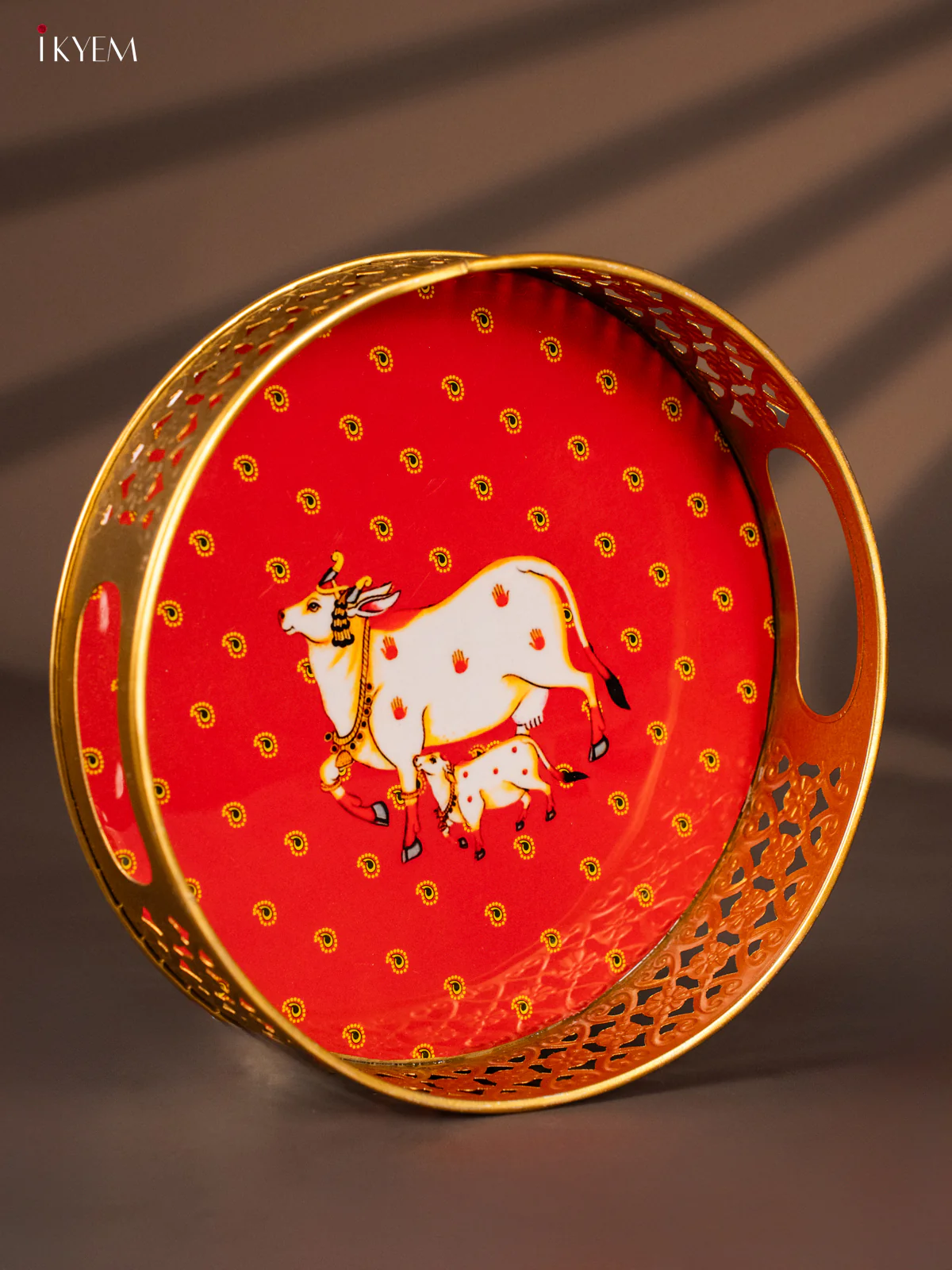 Digital printed Round Metal Tray Cow & Calf - Red - 8 Inches - KH22131 - Image 2