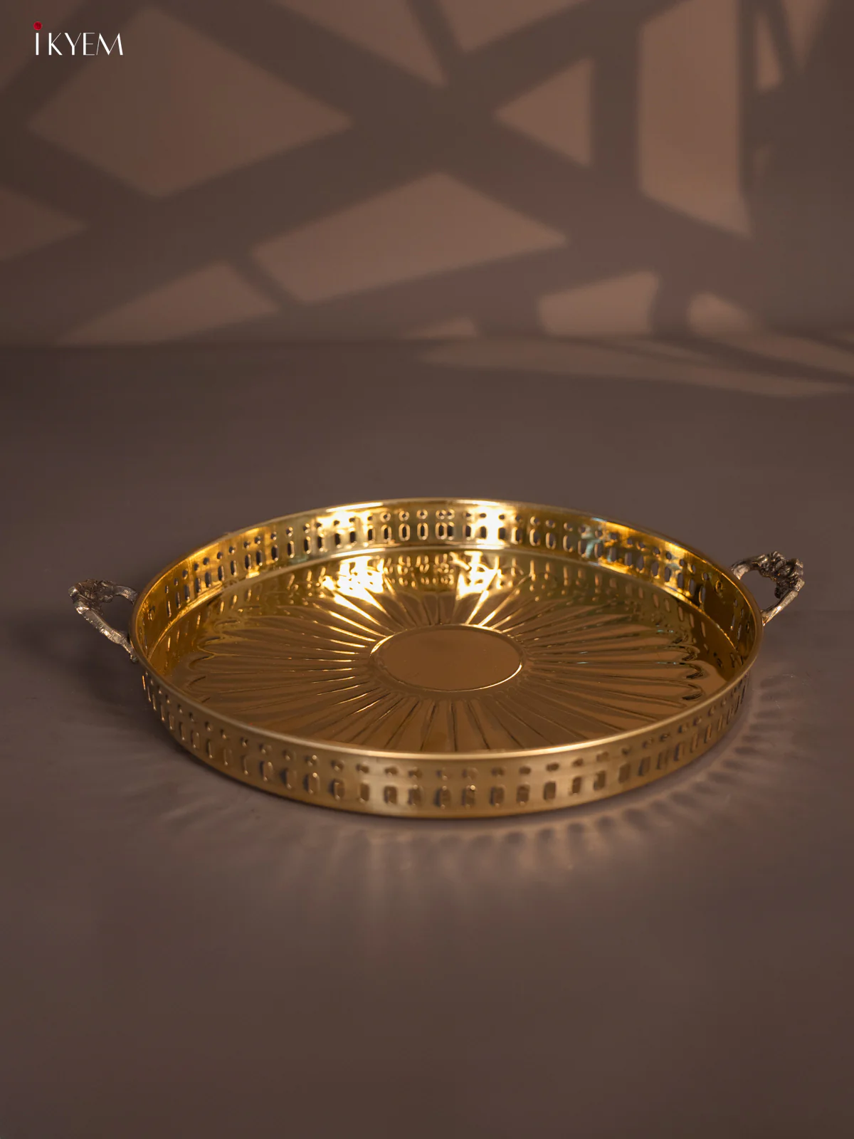 Round Brass Tray (12x12) Inches - KH28113