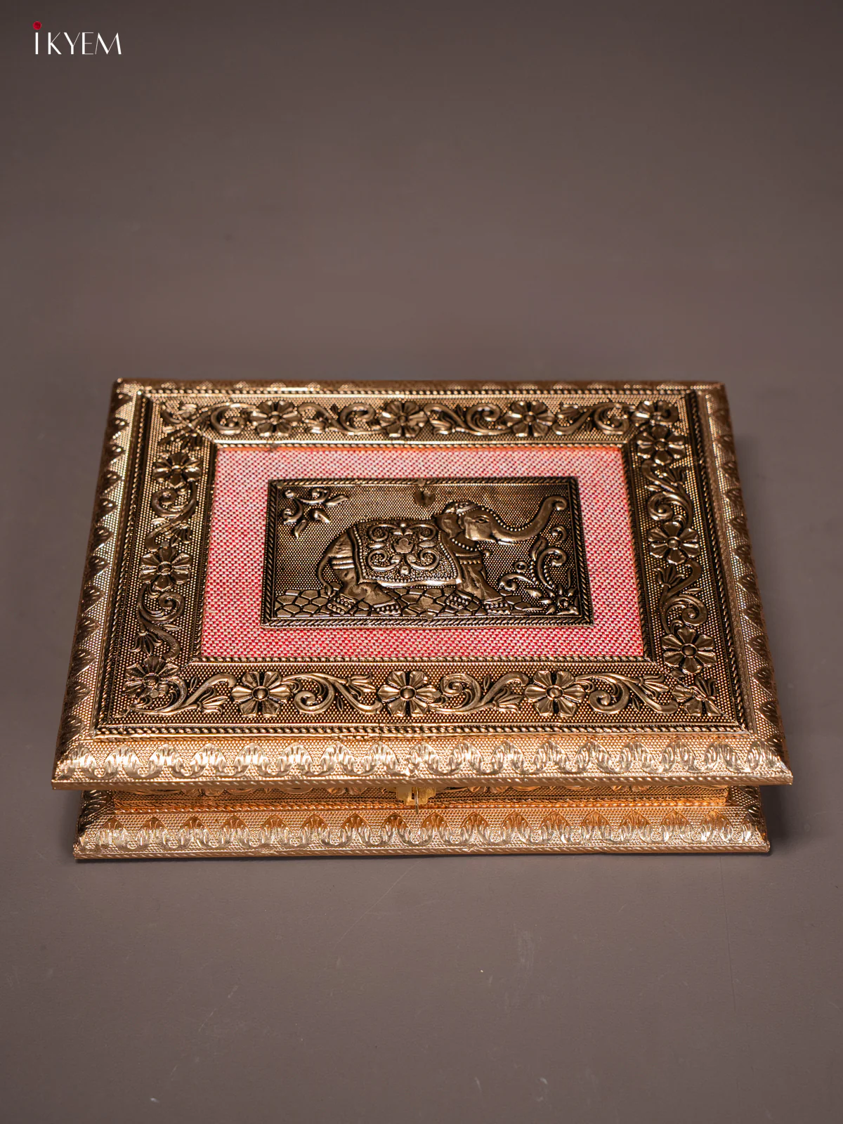 Dry fruit Box with 4 compartment - Elephant Design - 9x7 Inches - KI02126