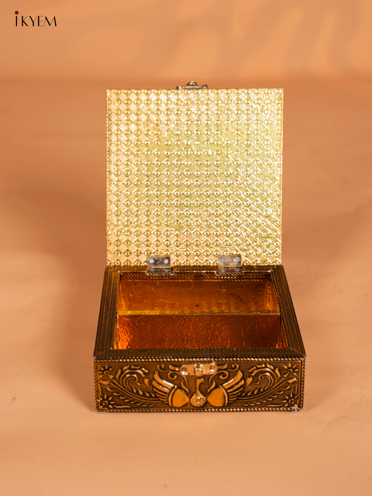 Elephant-Design Dryfruit Box - 6*6 Inch - KI03146 - Image 5