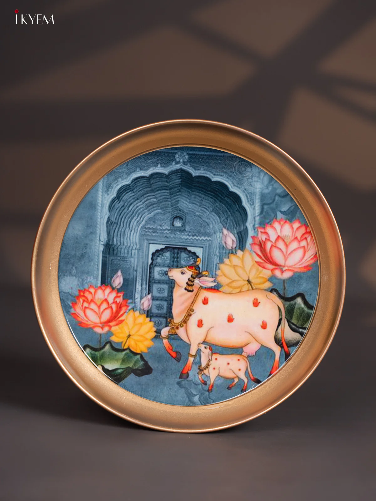 Brass Coated Plate Cow & Calf peacock - Blue - 8 Inches - KI06119