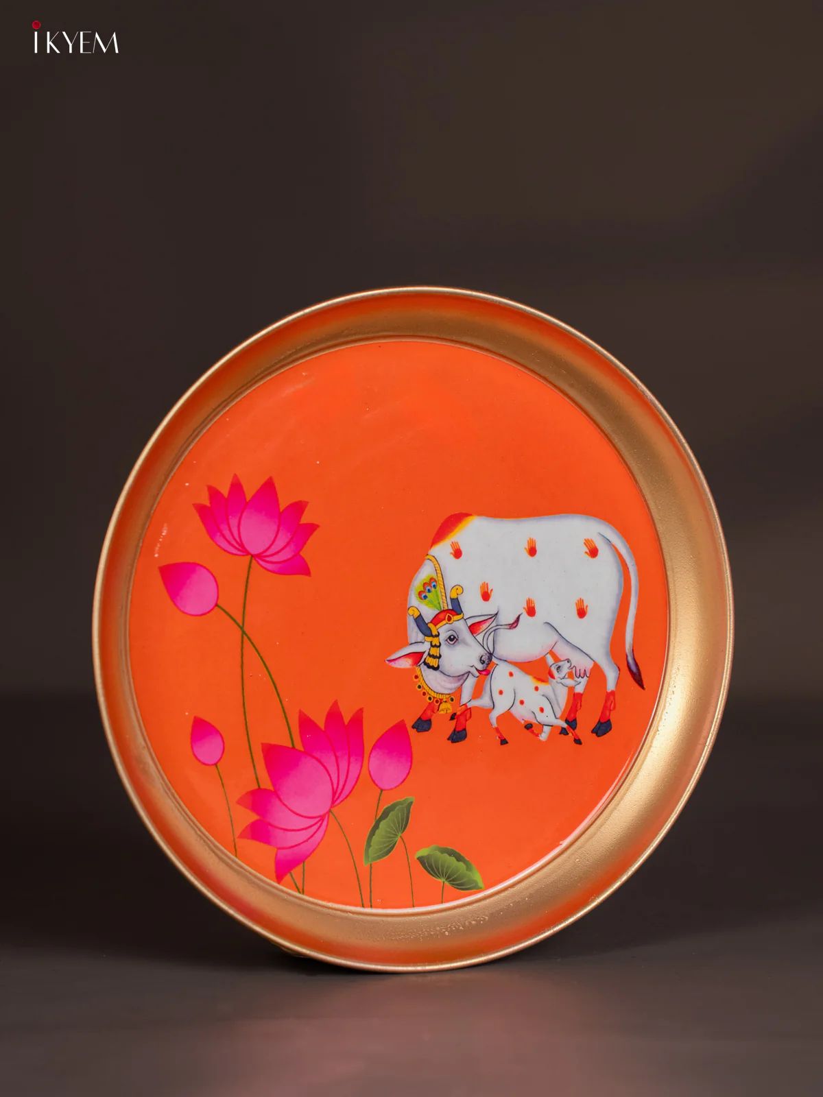 Brass Coated Plate Cow & Calf with Lotus - Orange with Pink - 8 Inches - KI06122 - Image 2