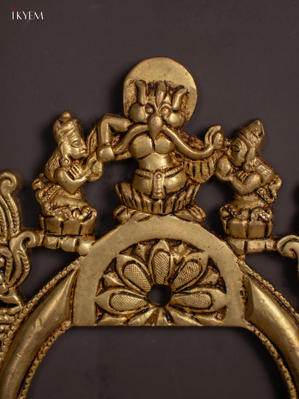 Brass Thirvatchi Arch 8 Inches - KI07120 - Image 3