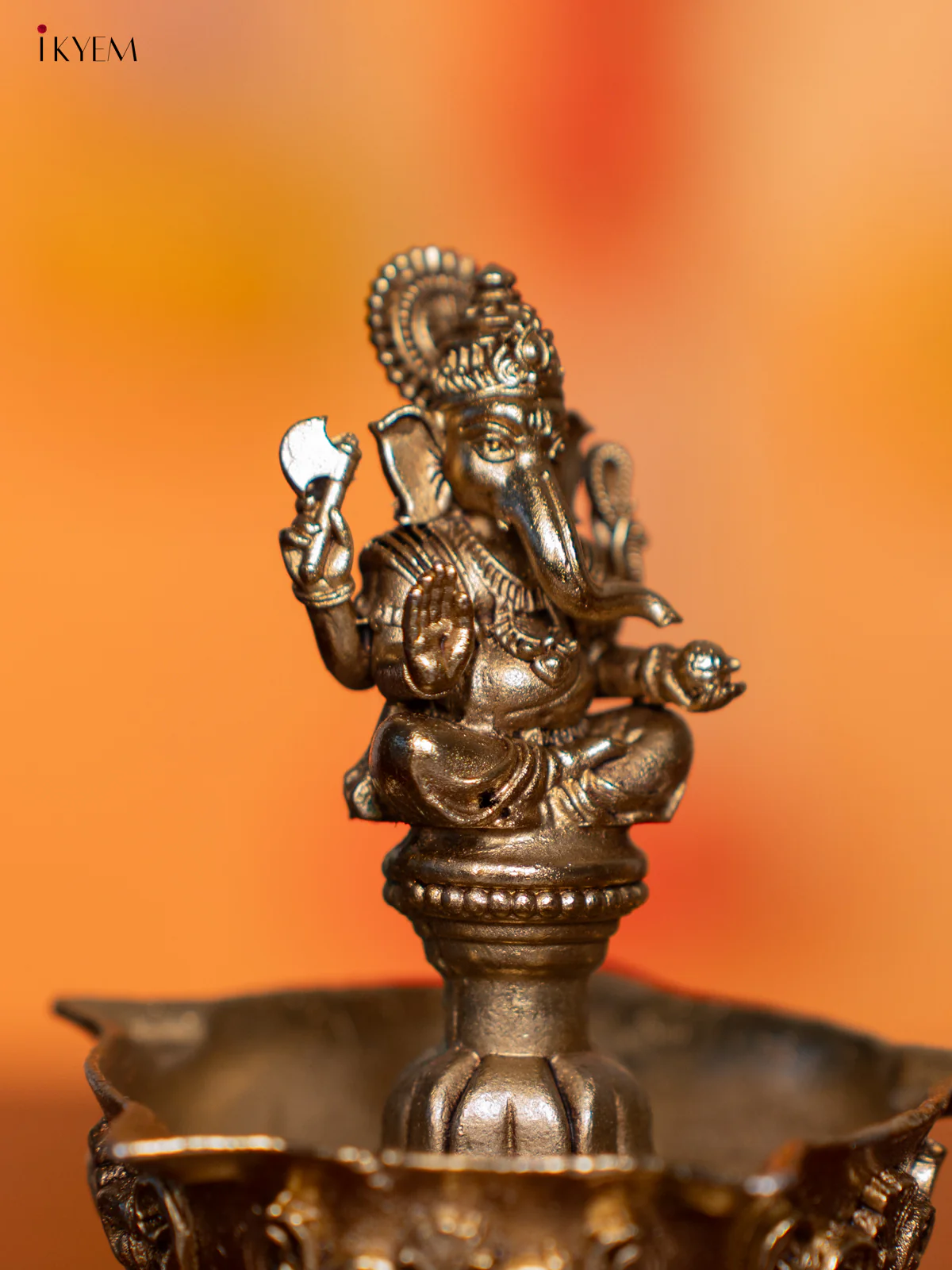 Brass 5-face Ganesha Diya - 4 Inches - KI07173 - Image 4