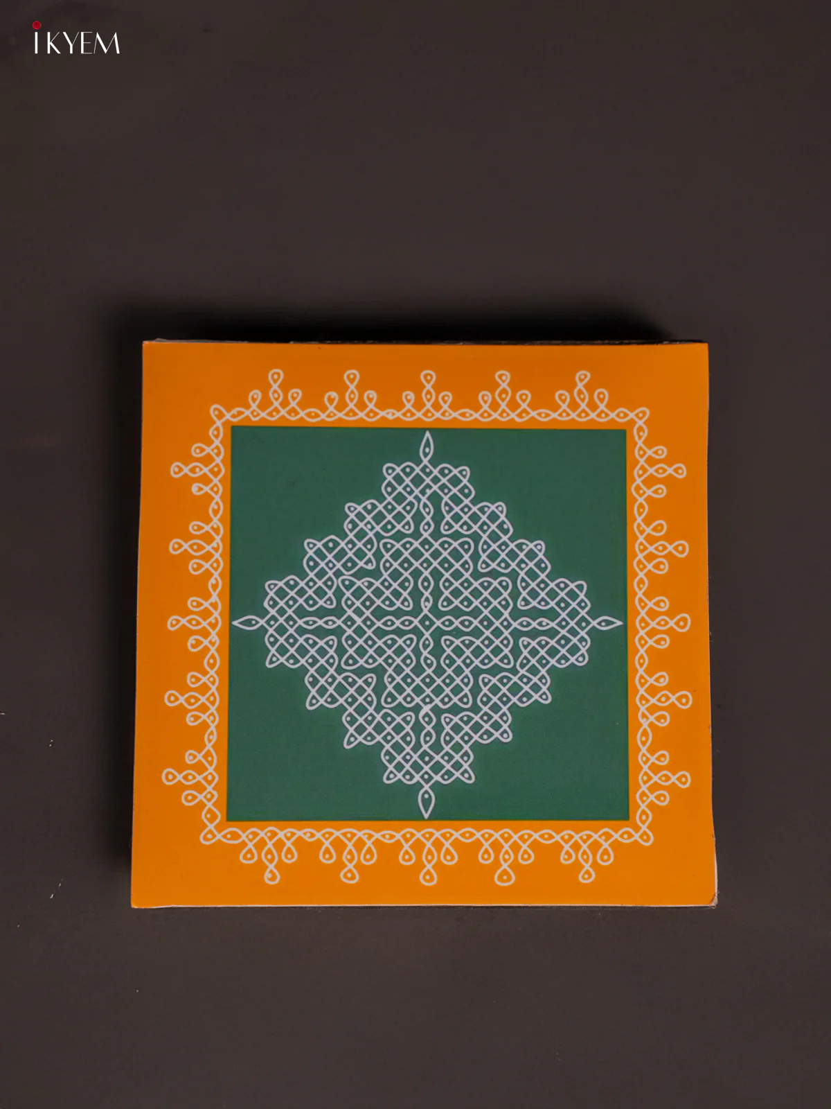 Wooden Sikku Kolam Manai Yellow with Green - KI08130 - Image 3