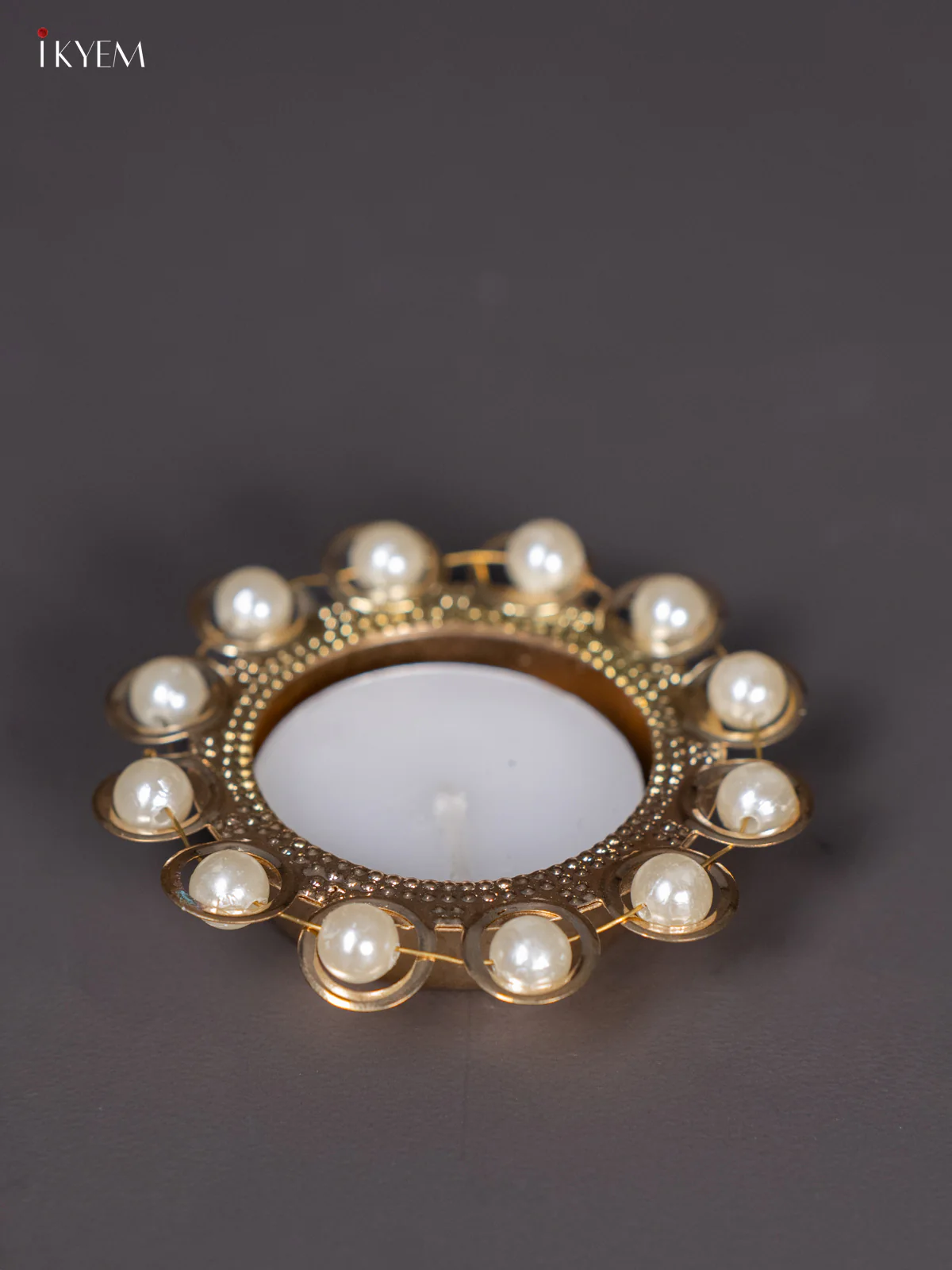 Candle Holder with white Pearls - KI14123