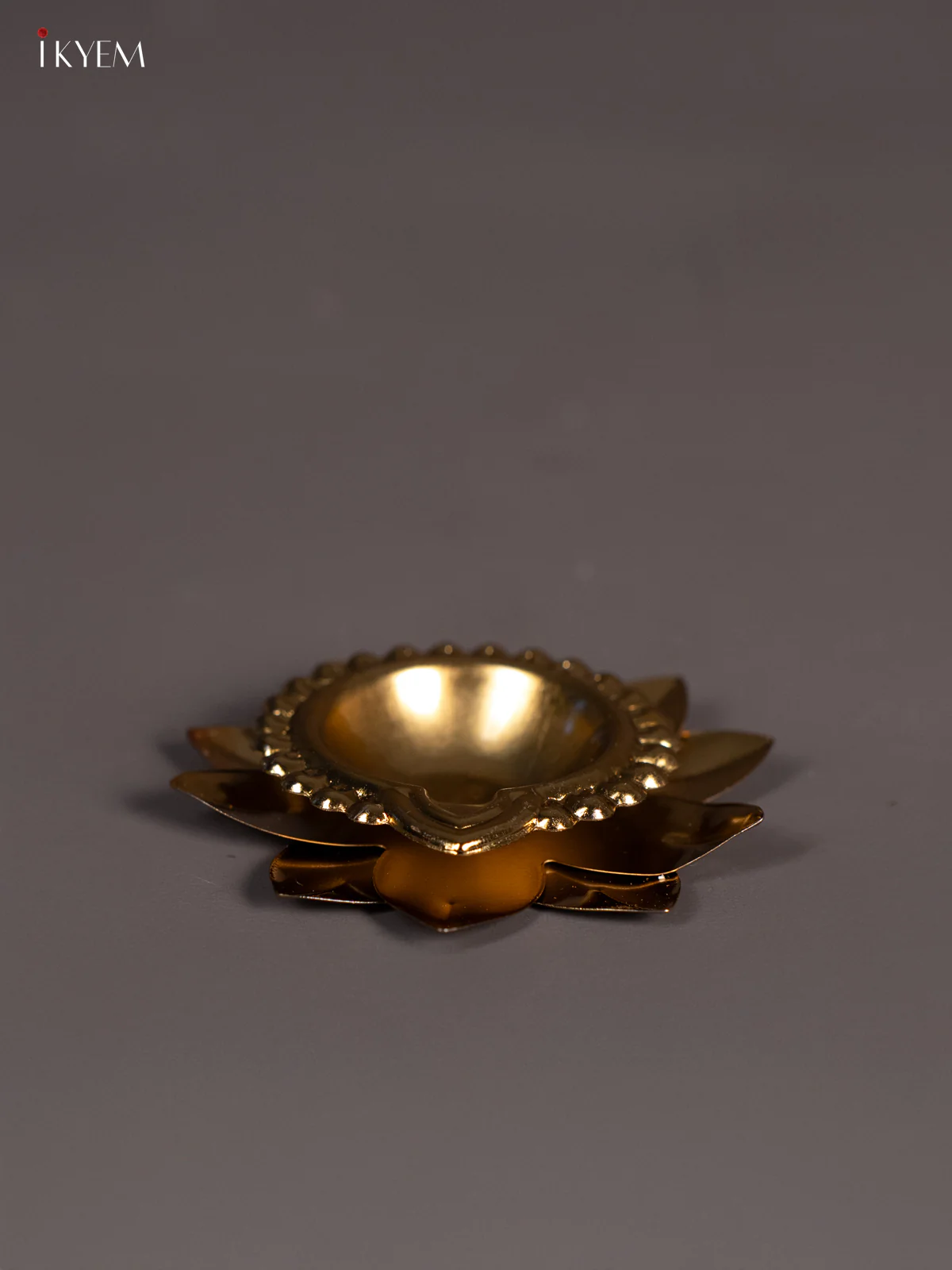 Gold coating Lotus diya - 3 Inch - KI14132 - Image 2