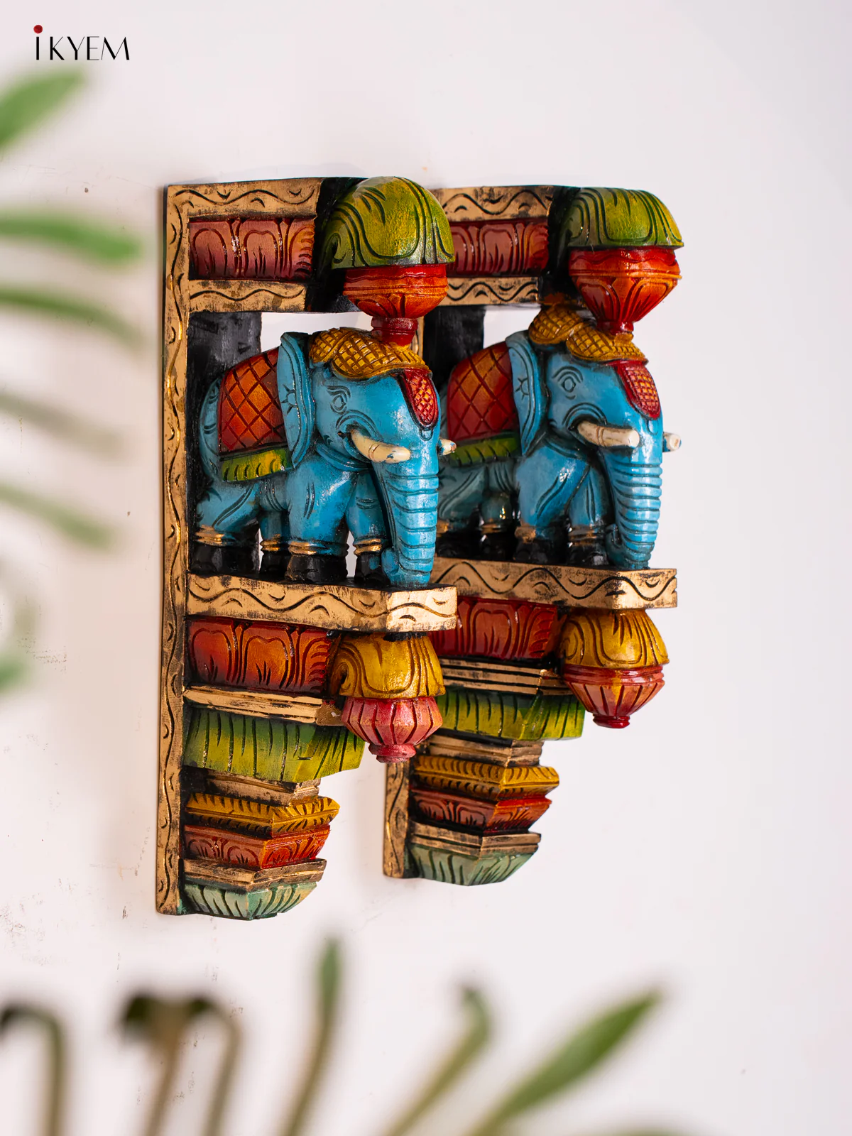 Wooden Hand Painted Elephant Wall Bracket - 18 Inches - KI17141