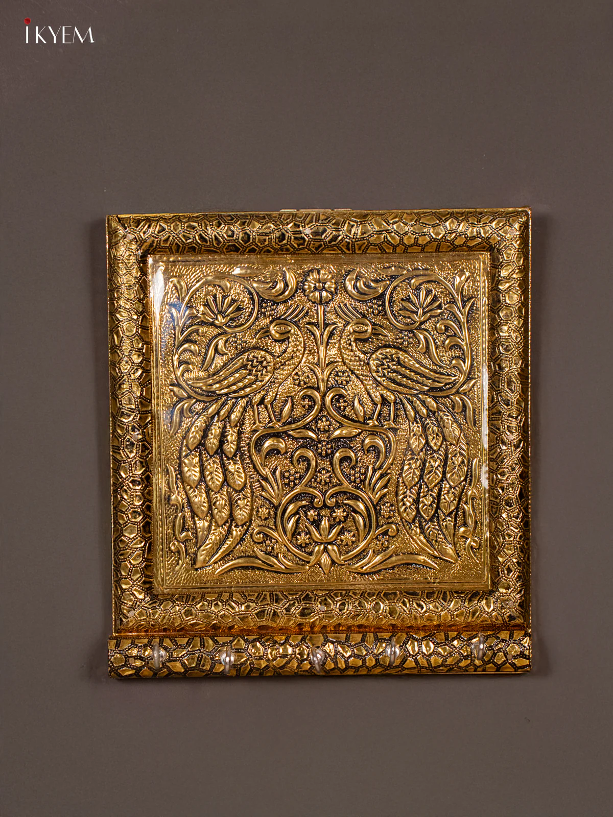 Key Holder with Peacock design - 8.5 Inch - KI18119