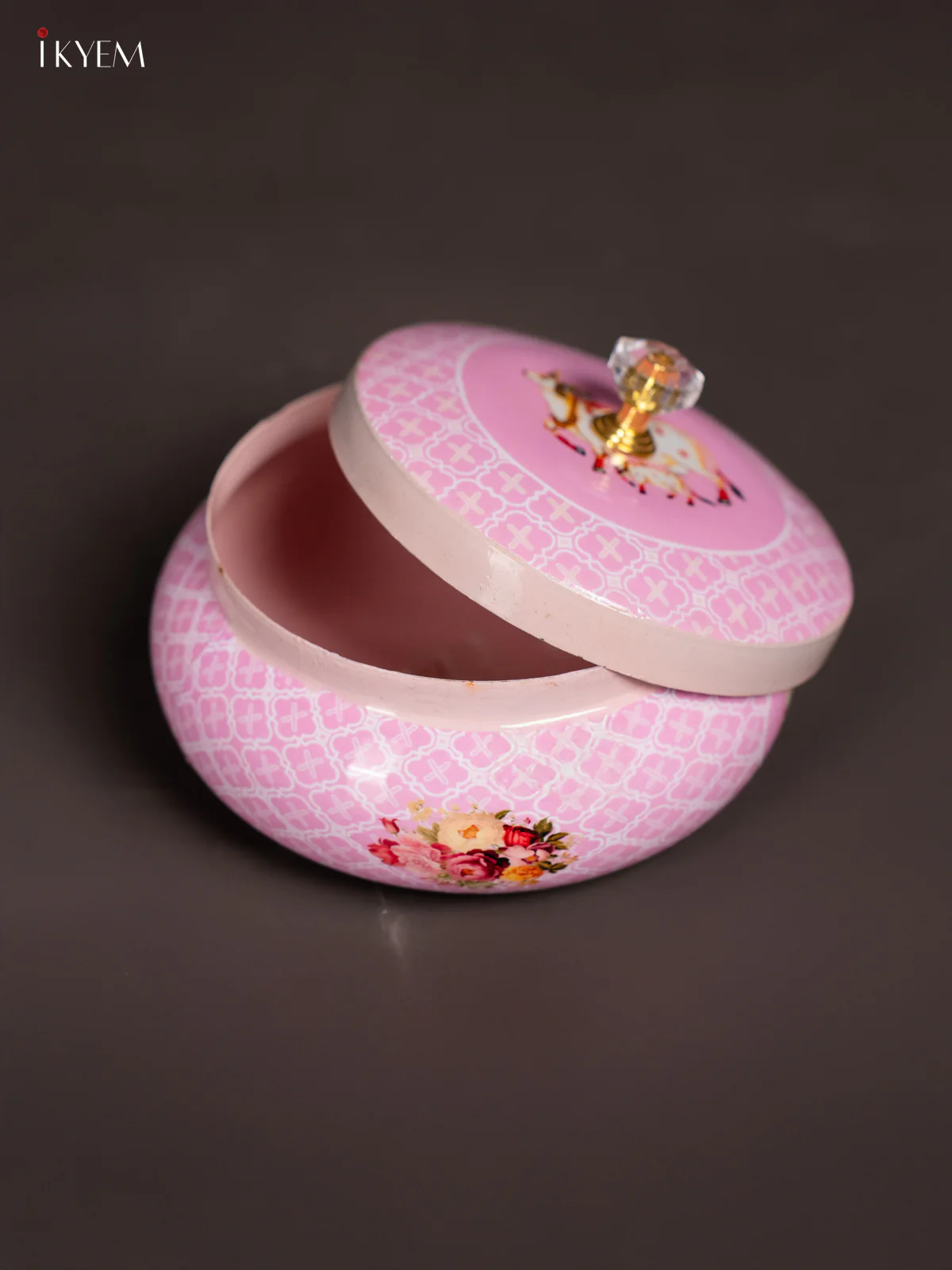 Light Pink Metal Cow & Calf Nut Jar – 5 Inch - KI19119 - Image 3