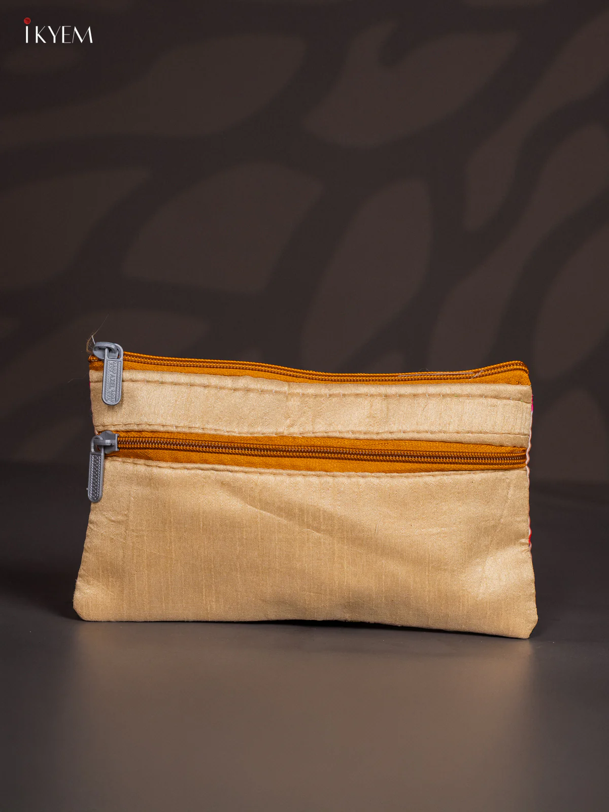 Pichwai Cow & Calf Purse - Cream - KJ04149 - Image 3