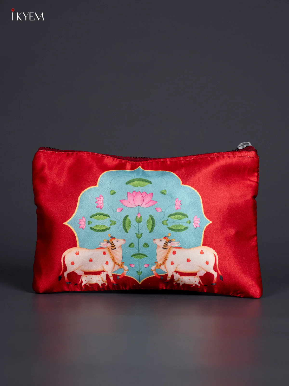 Dual Pichwai Cow & Calf Purse - Marron - KJ25111