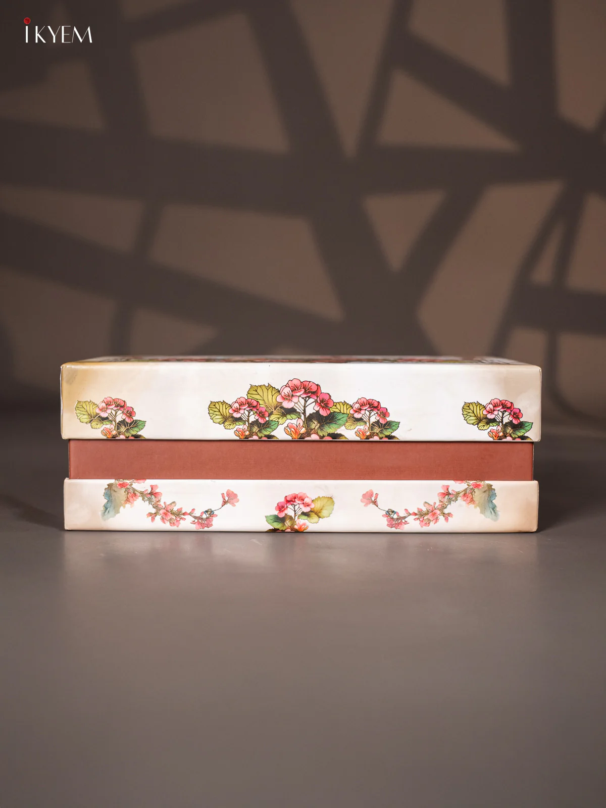 Bird & Floral Design Gift Hamper Box With Set of 2 Glass Jar - KK06131 - Image 4