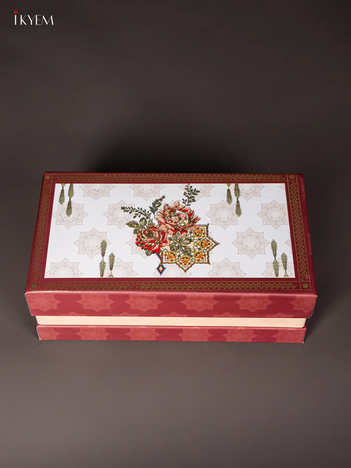 Floral Design Gift Hamper Box With Set of 2 Glass Jar - KK06132
