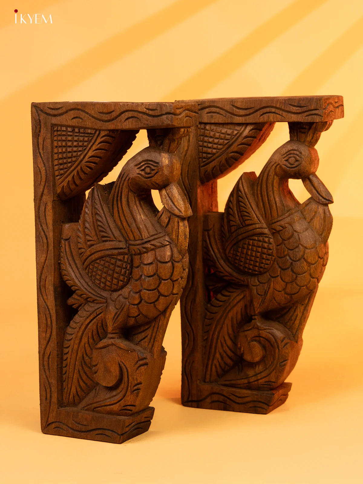 Hand Carved Wooden Yalli Bracket (peacock) - KL05125 - Image 3