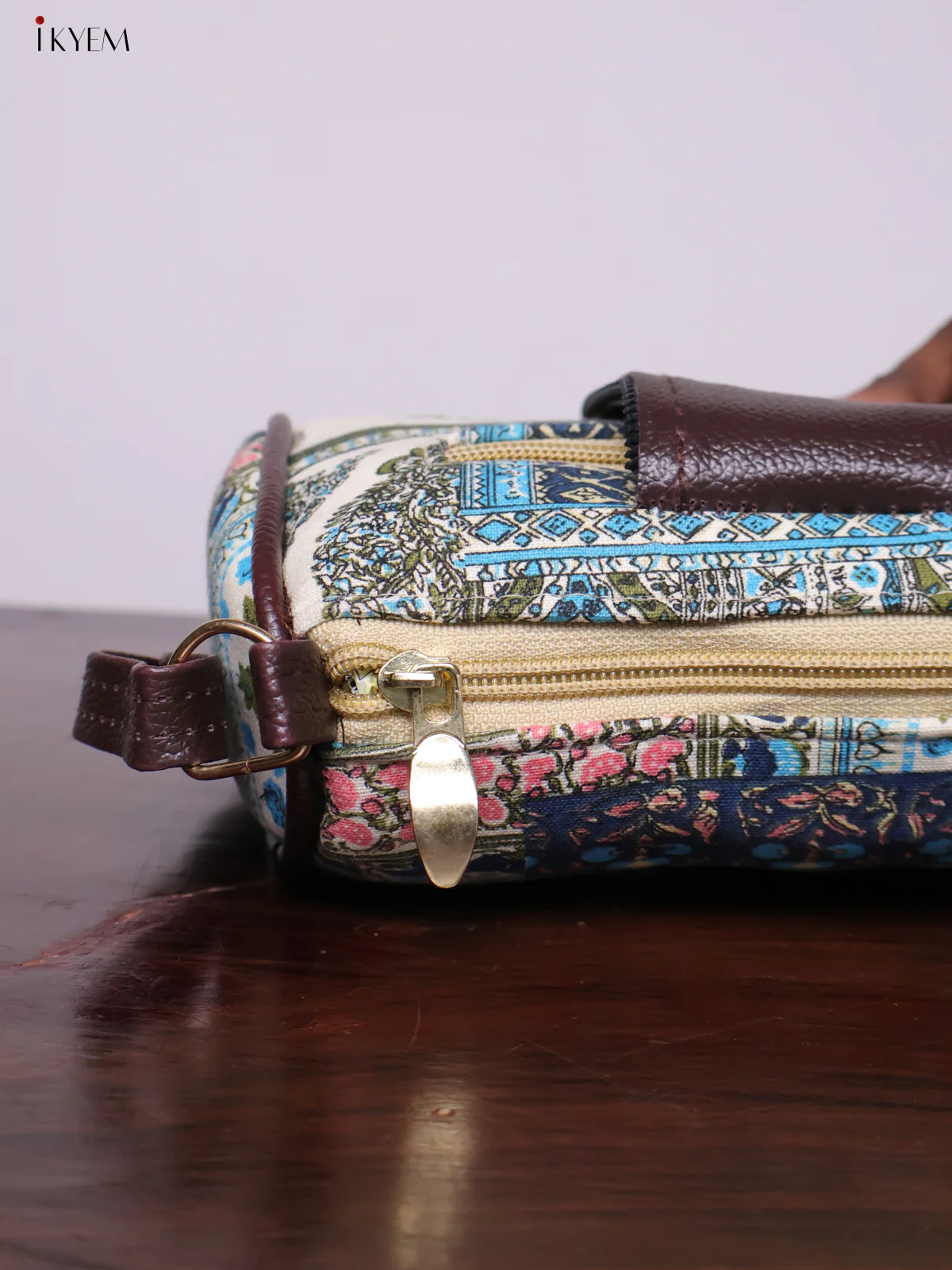 Printed Sling bag with Leather Flap - White - KL20132 - Image 4