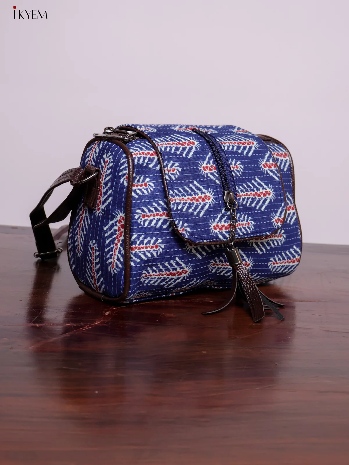 Cotton Printed Sling Bag - Floral Indigo - KL20143 - Image 6