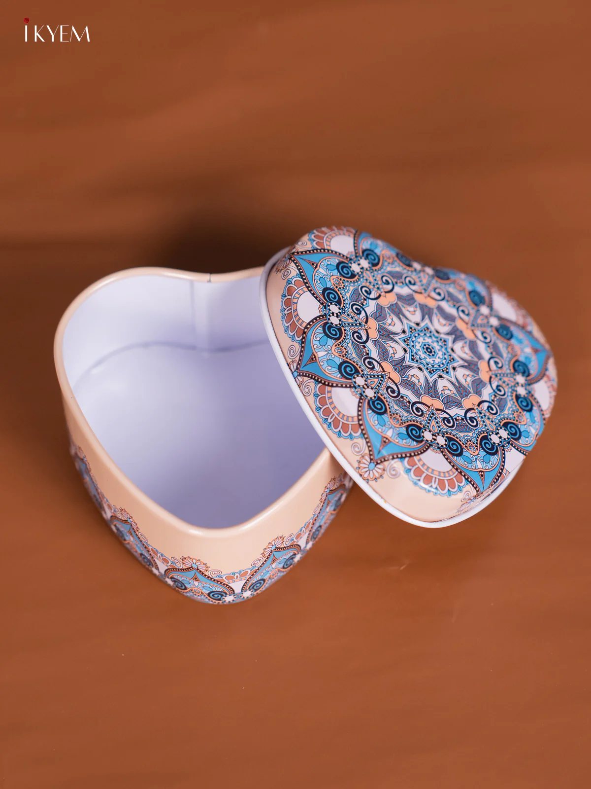 Heart Shaped Decorative Tin Box - Cream - (2.9×2.9) Inch - KL26138 - Image 2