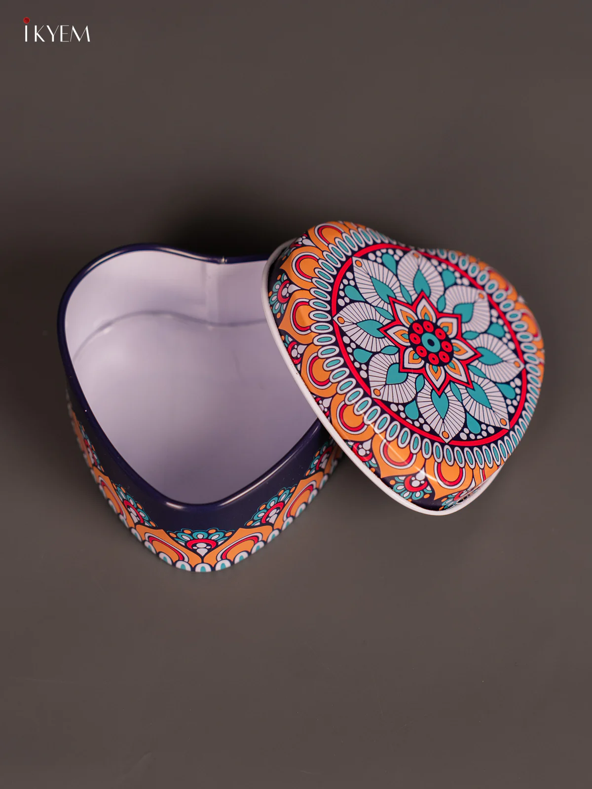 Heart Shaped Decorative Tin Box - Multicolour - (2.9×2.9) Inch - KL26141 - Image 2