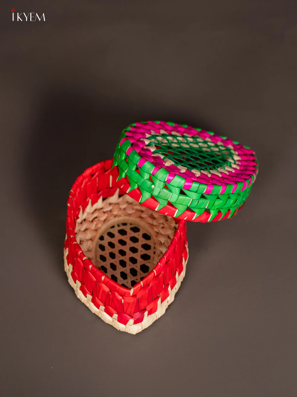 Artisanal Hand Woven Multi coloured Teardrop Storage Box - KM11122 - Image 3