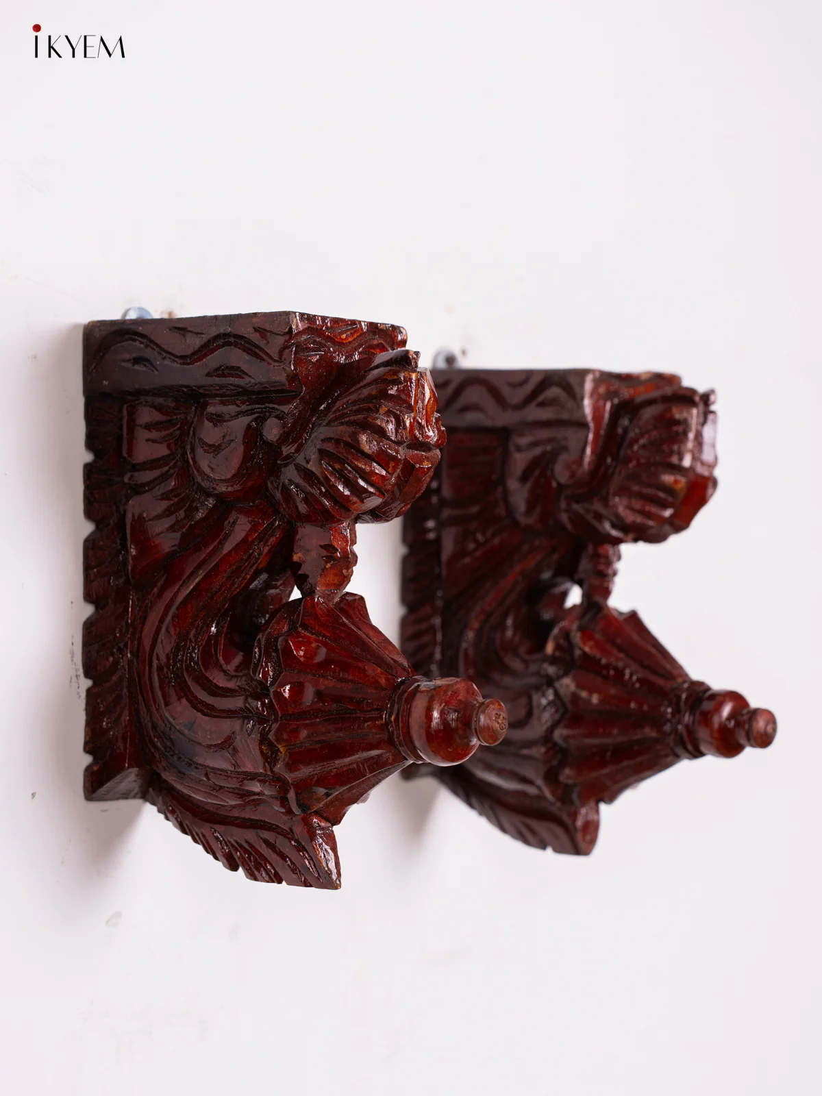 Hand-Carved Wooden Bodhil Wall Bracket - 7.5 Inch - KN01142 - Image 3