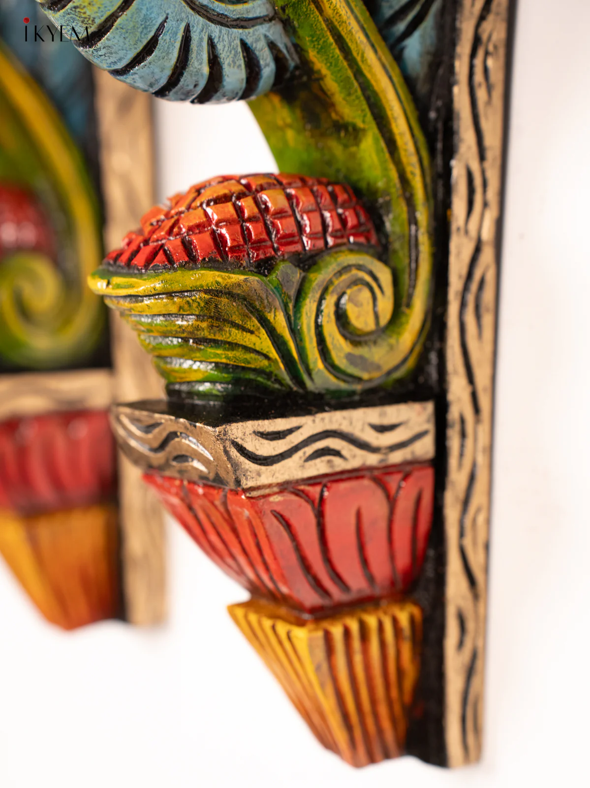 Hand-Painted Wooden Elephant Wall Bracket - 15 Inch - KN01146 - Image 3