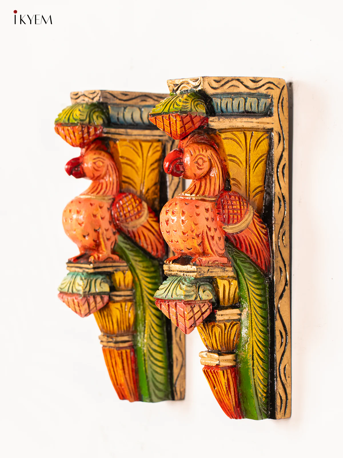 Hand-Painted Wooden Parrot Wall Bracket - 15 Inch - KN01148 - Image 3