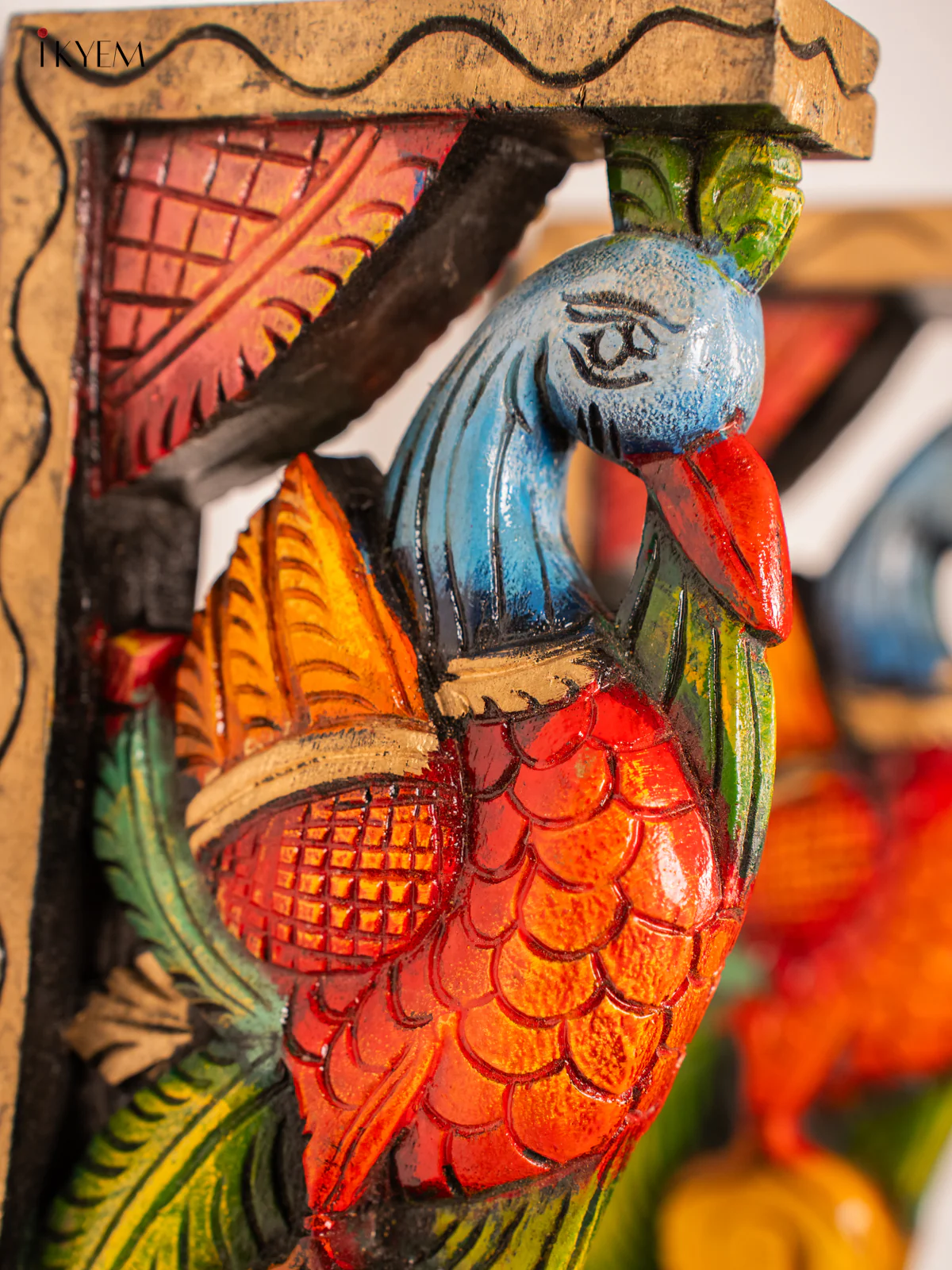 Hand-Painted Wooden Parrot Wall Bracket - 12 Inch - KN01158 - Image 2