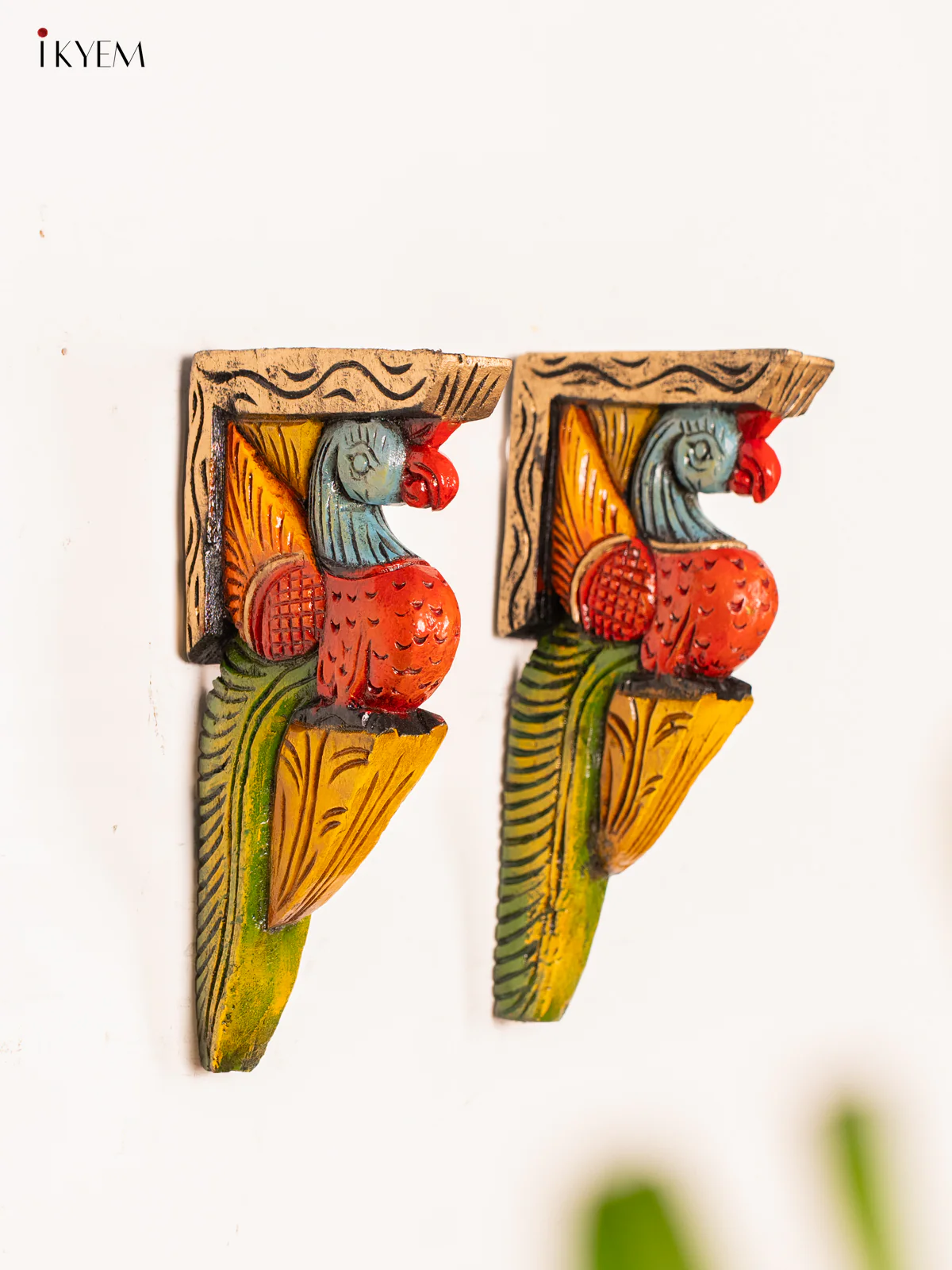 Hand-Painted Wooden Parrot Wall Bracket - 12 Inch - KN01167