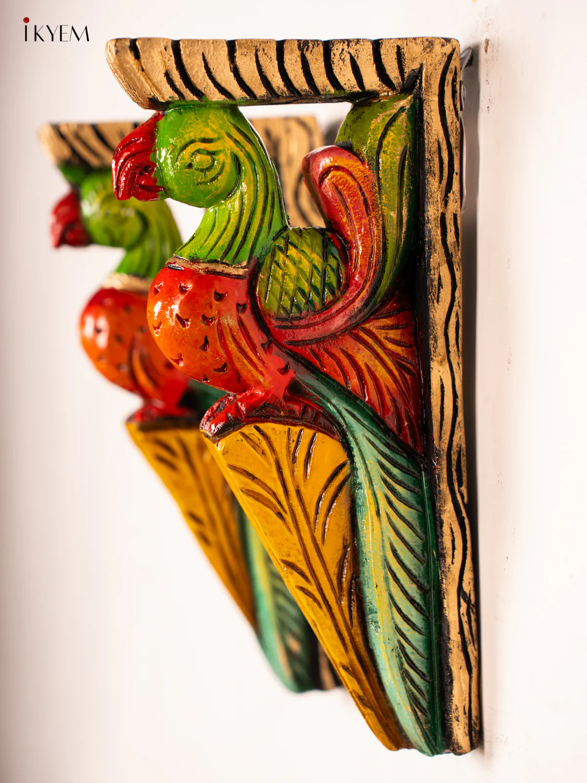Wooden Hand-Painted Parrot Wall Bracket - 12 Inch - KN01169 - Image 3