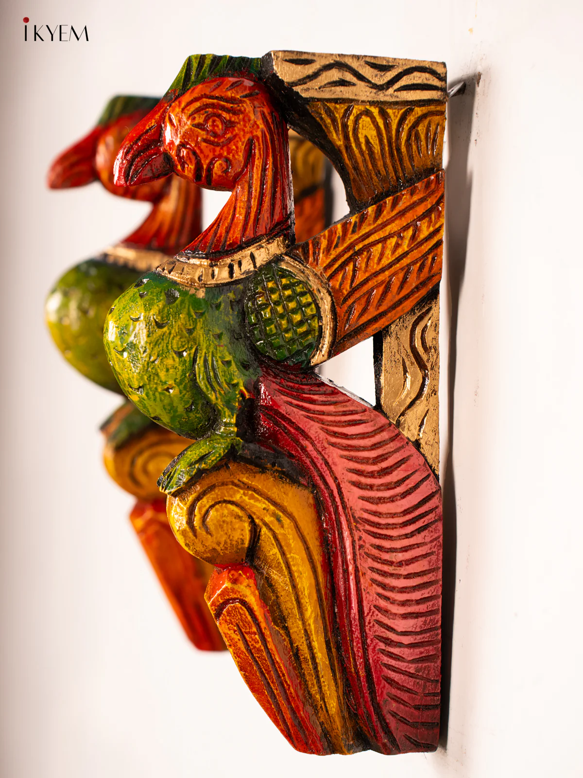 Hand-Painted Wooden Parrot Wall Bracket - 12 Inch - KN01172 - Image 2
