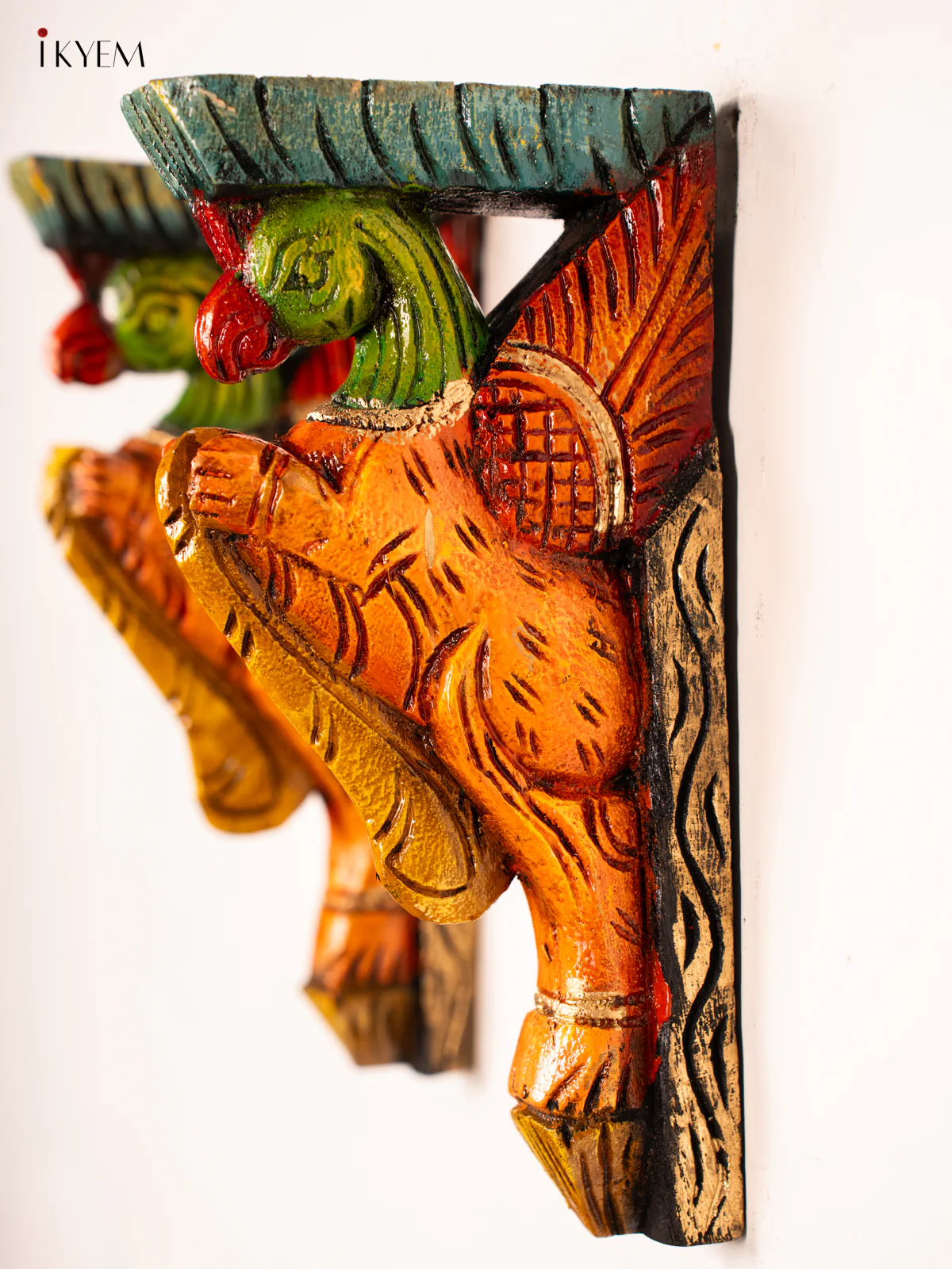 Hand-Painted Wooden Parrot Wall Bracket - 12 Inch - KN01181 - Image 3