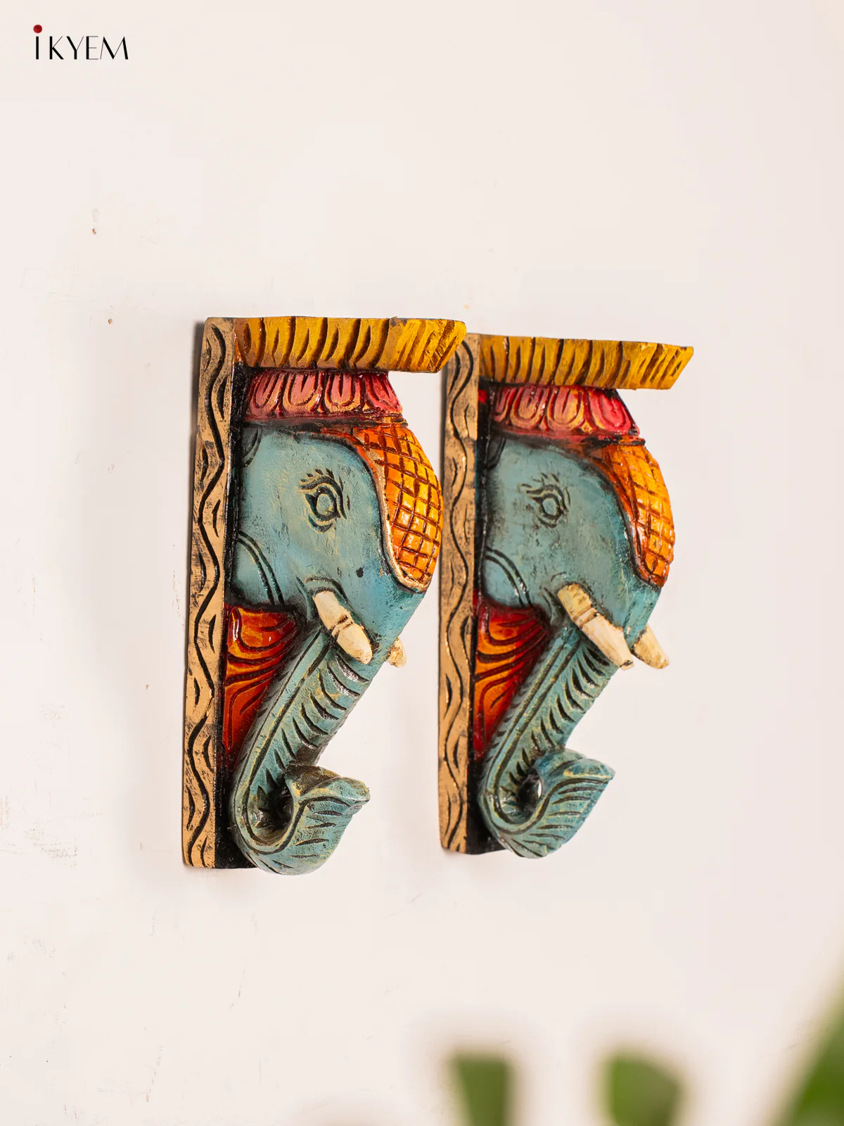 Hand-Painted Wooden Elephant Wall bracket - 12 Inch - KN01187