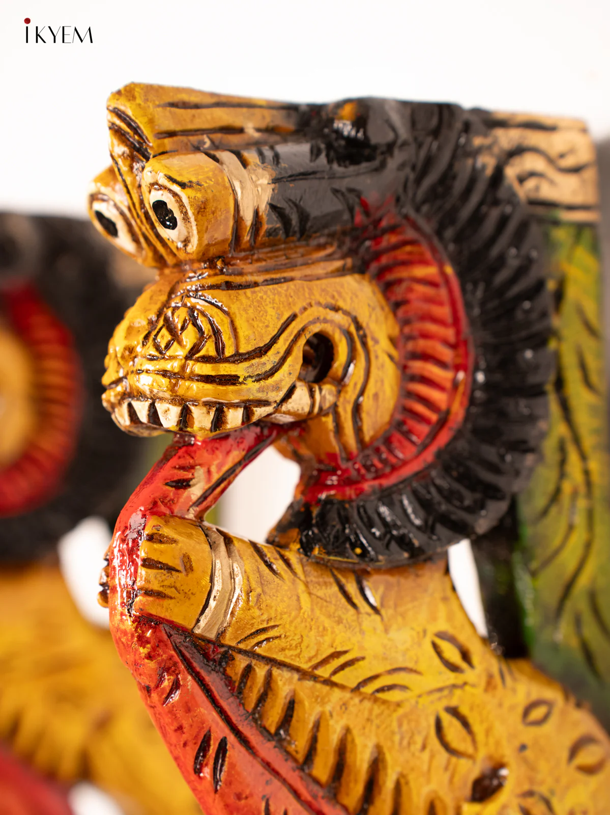 Hand-Painted Wooden Yazhi Wall Bracket - 12 Inch - KN01189 - Image 2