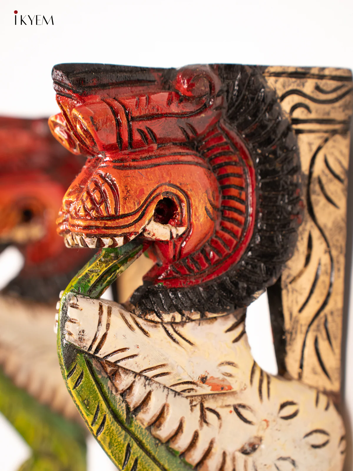 Hand-Painted Wooden Yazhi Wall Bracket - 12 Inch - KN01190 - Image 2