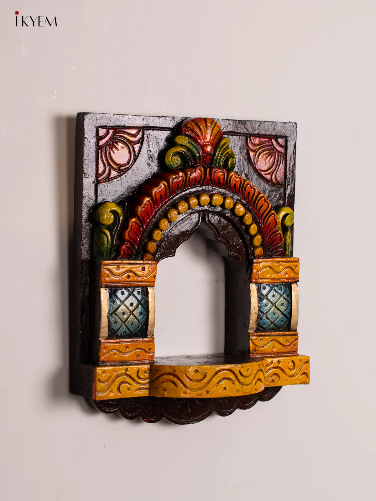 Hand-Painted Wooden Maada Vilakku Wall Shelf - 12 Inch - KN01192 - Image 4
