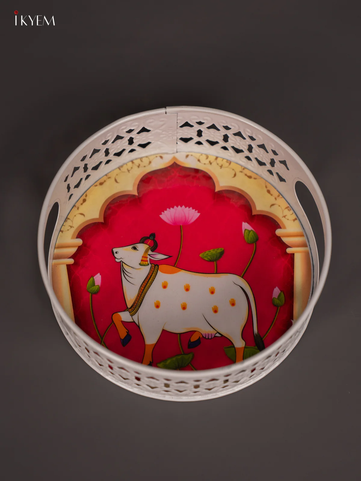 Cow Digital Printed White Metal Tray - Pink - 6 Inch - KN02117 - Image 3