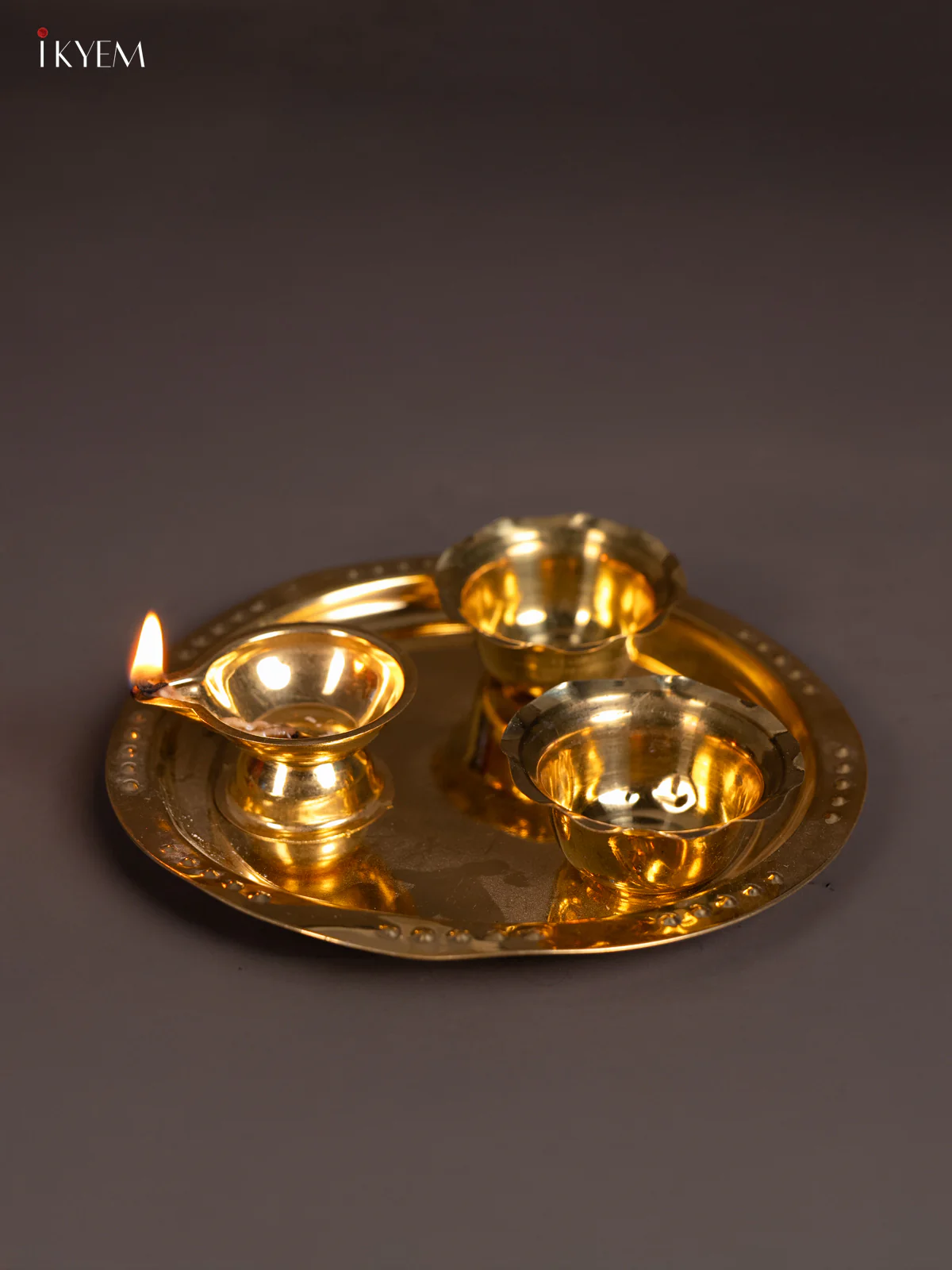 Brass Pooja Aarti Plate set - 7 Inch - KN03115