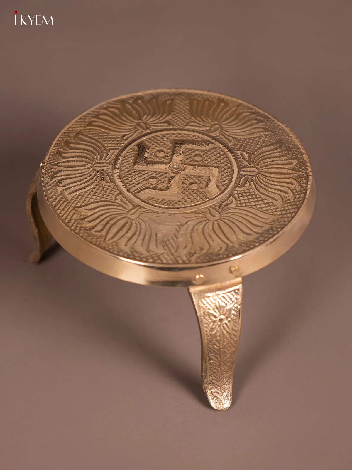Brass Swastik Mukkali Stool - 5 Inch - KN03119 - Image 2