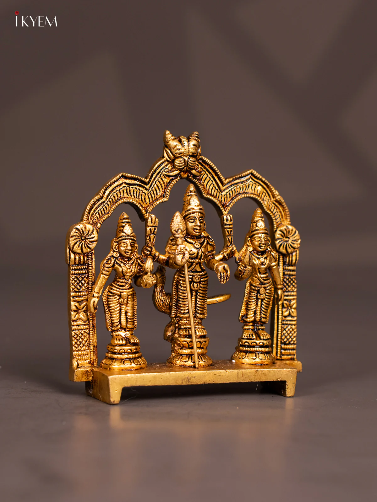 Brass Murugan Valli Deivanai Idol - 5.5 Inch - KN04131 - Image 3