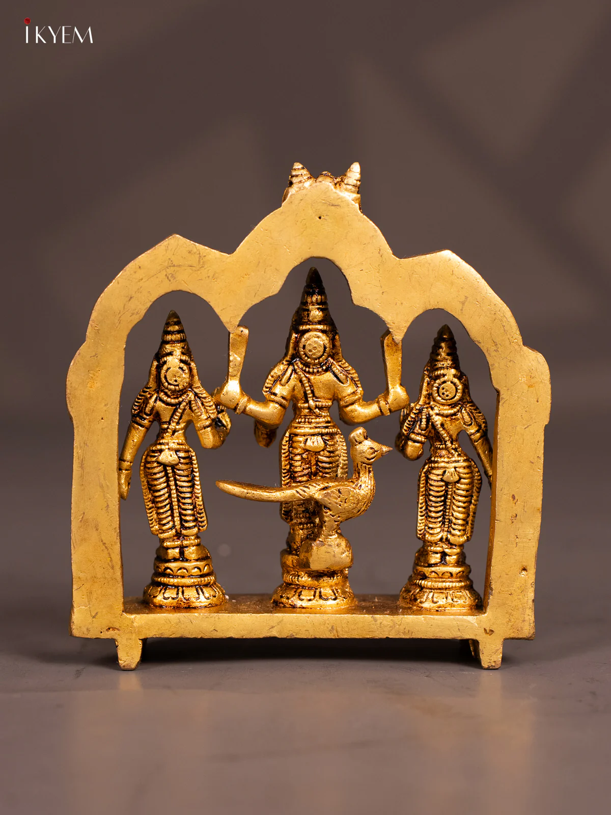 Brass Murugan Valli Deivanai Idol - 5.5 Inch - KN04131 - Image 5