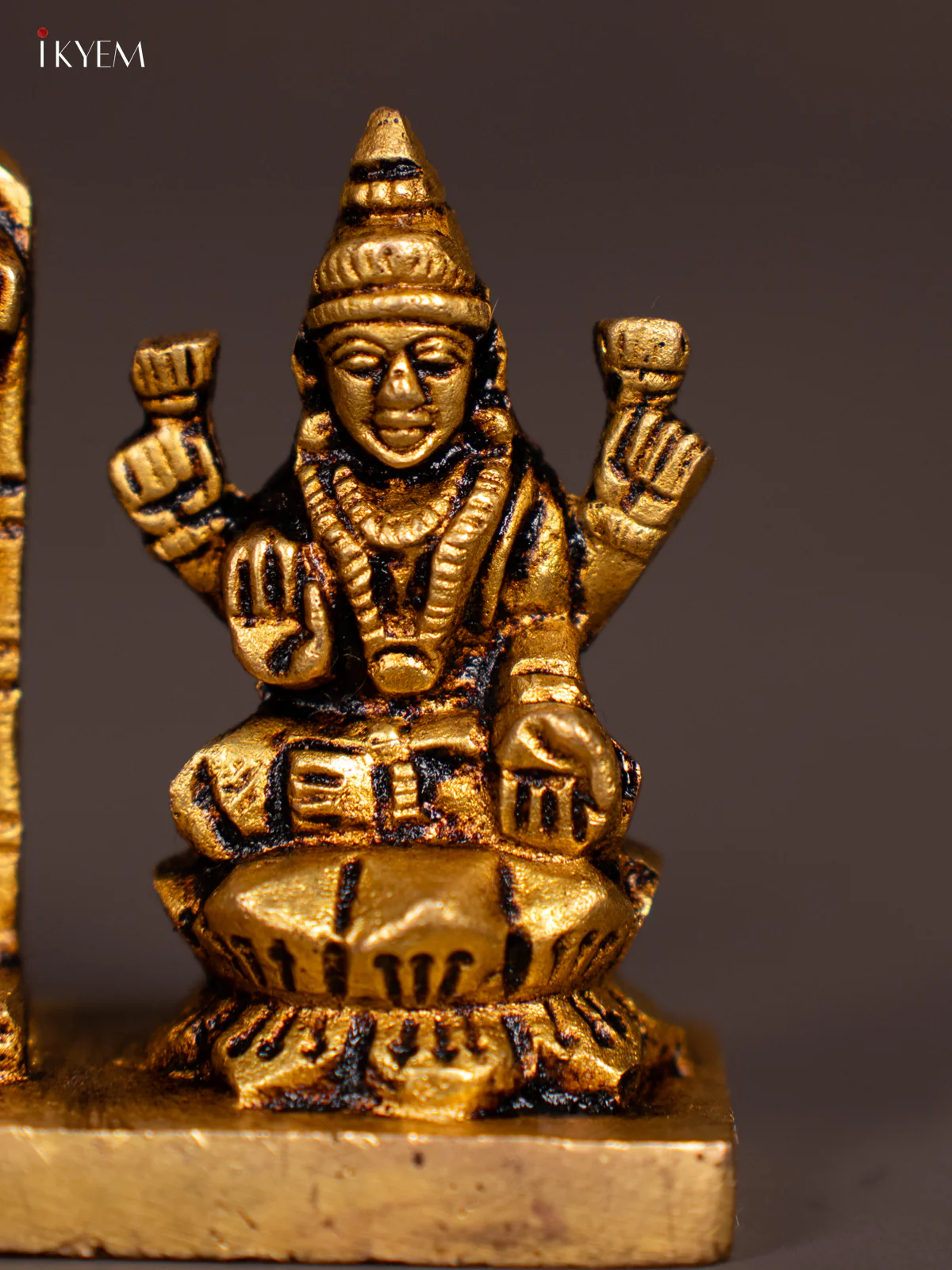 Brass Lakshmi Balaji Padmavathi - 2.5 Inch - KN04134 - Image 2
