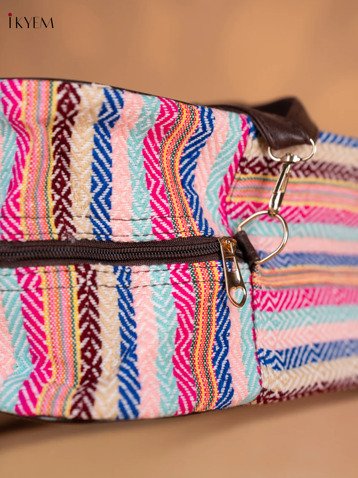 Printed Oversized Jacquard Tote Bag with Detachable Strap - Multicolour - KN05112 - Image 3