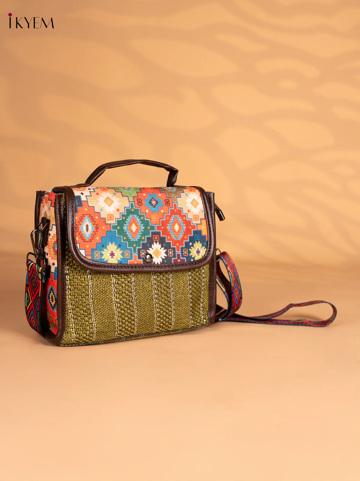 Moroccan Printed Flap Jacquard Sling Bag - Green - KN05124 - Image 2