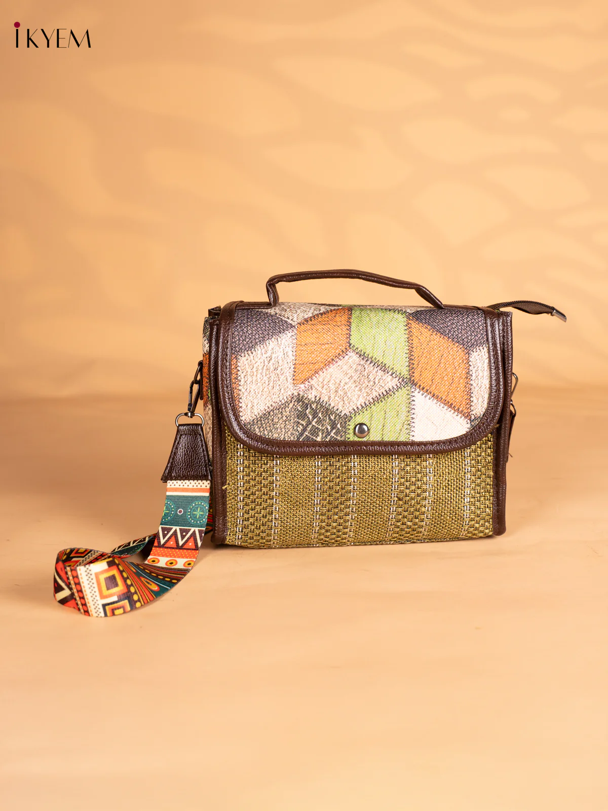 Geometric Diamond Printed Flap Jacquard Sling Bag - Green - KN05136
