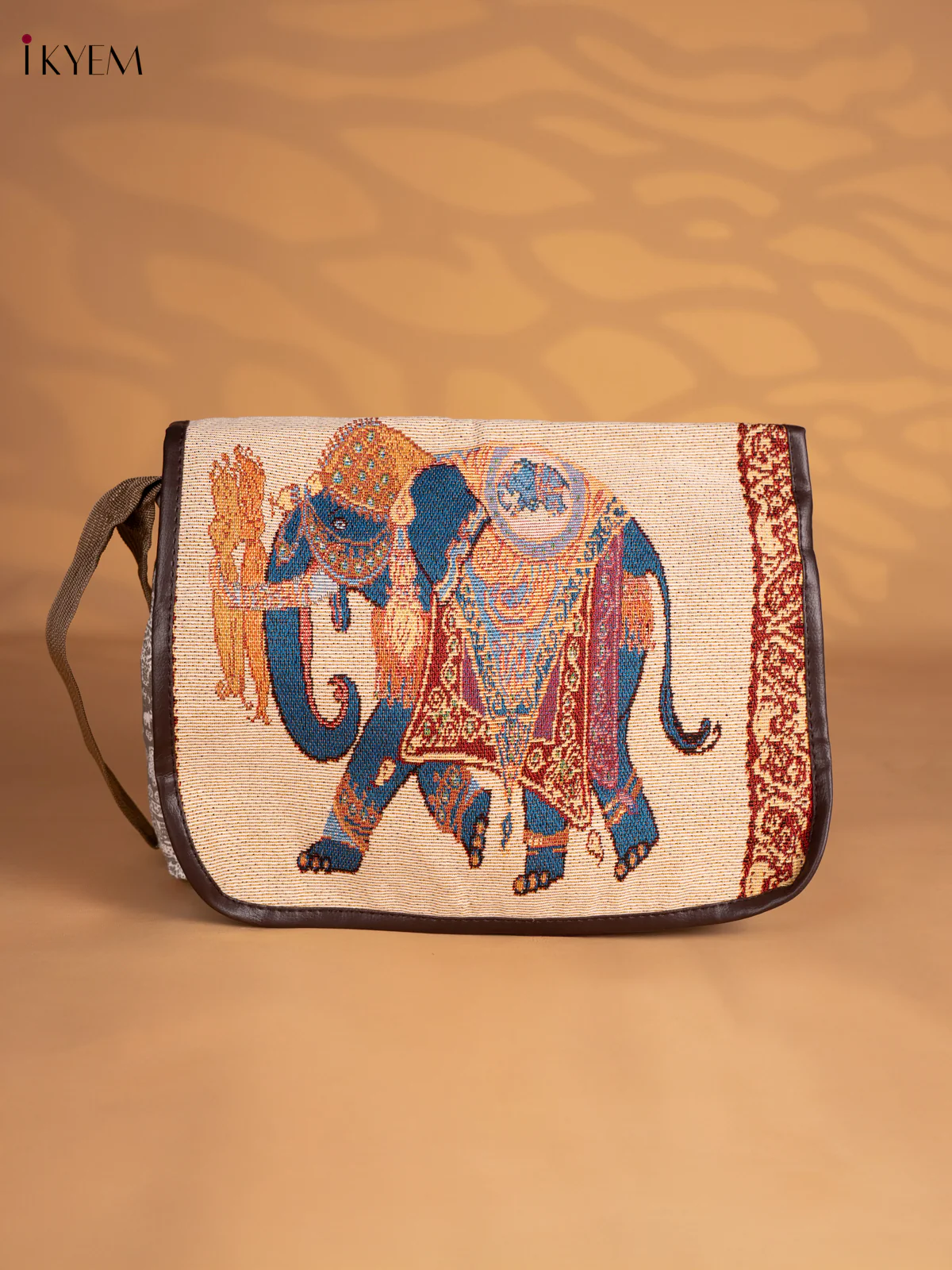 Elephant Design Crossbody Bag - Grey - KN05171