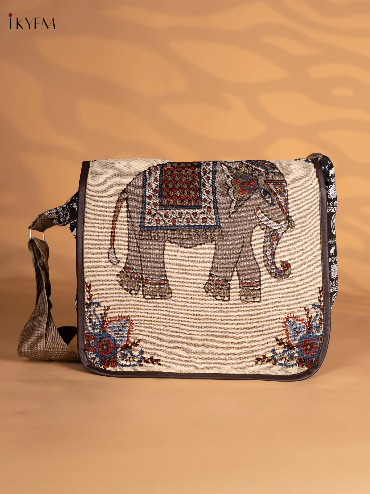 Elephant Design Crossbody Bag - Black - KN05176