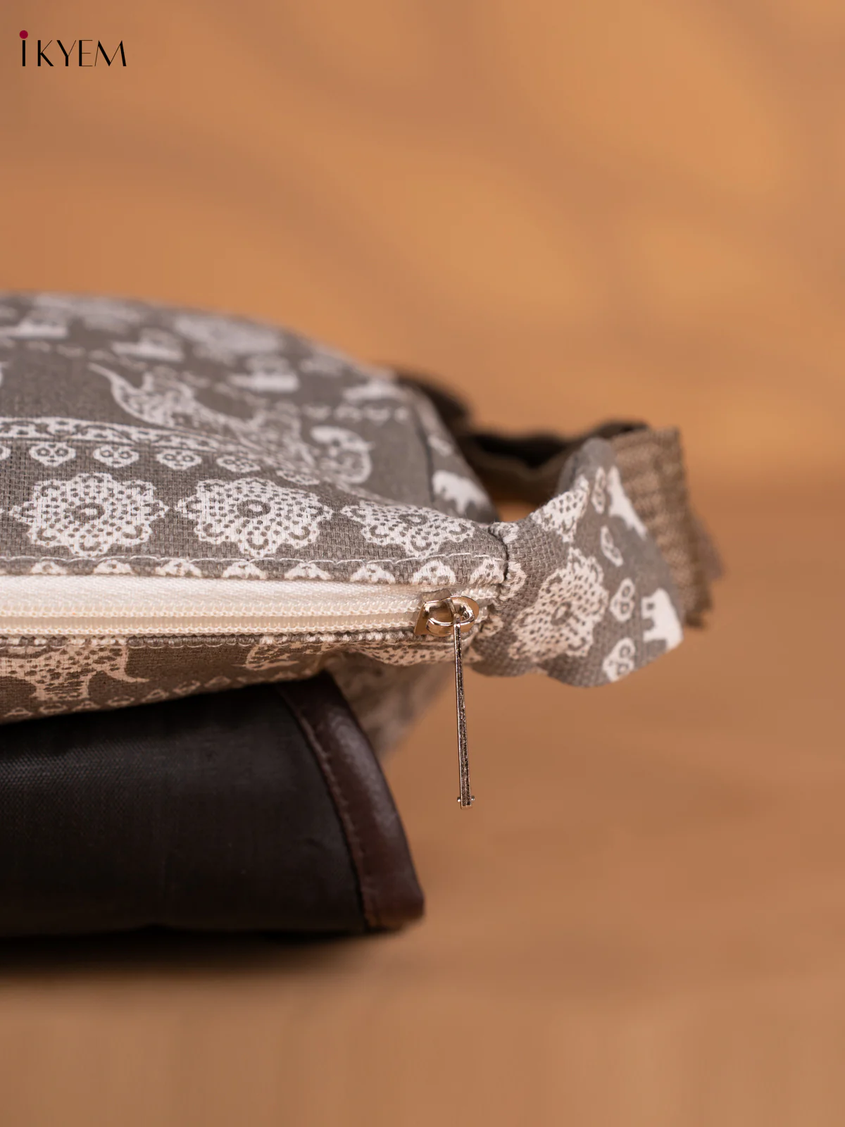 Elephant Design Printed Crossbody Bag - Brown - KN05180 - Image 3
