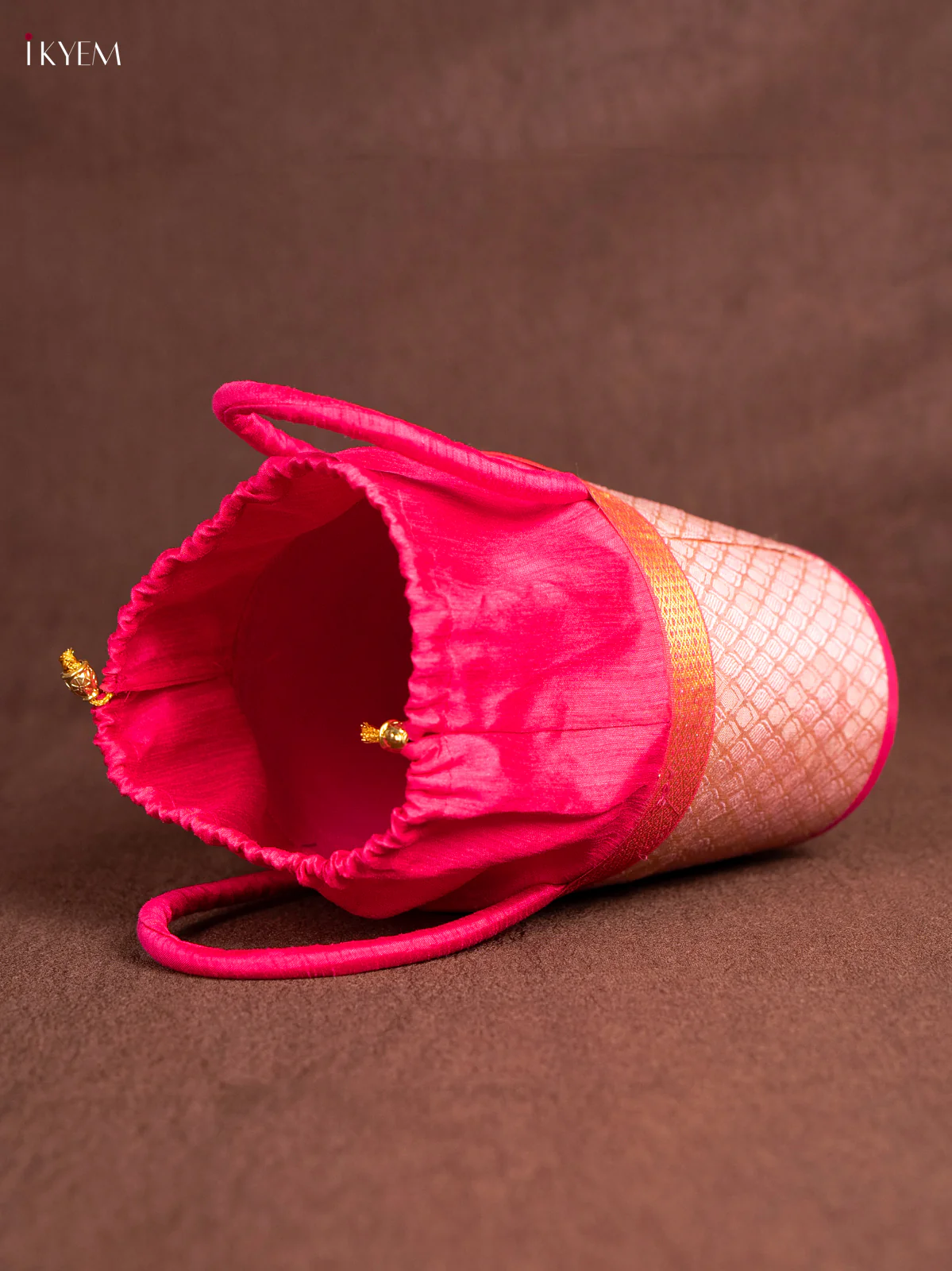 Raw Silk Korai Stackable Basket With Potli - Pink - 6 Inches - KN28133 - Image 3