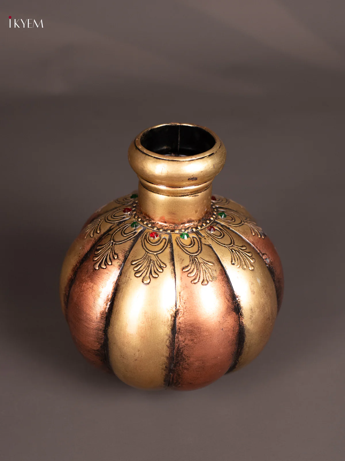 METAL PAINTED FLOWER KHABUJA POT 6 - KN29115